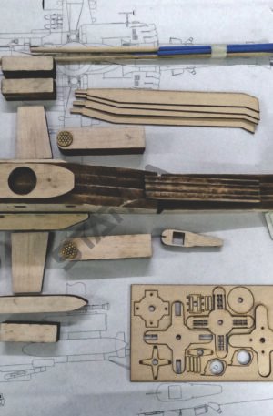 Apache AH-64 Static Model Balsa Kit