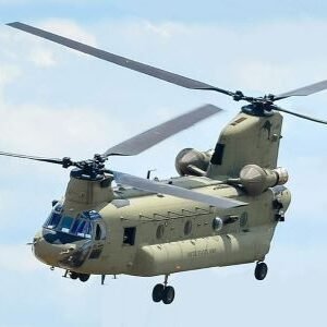 Boeing CH-47 Chinook Static model kit Helicopter